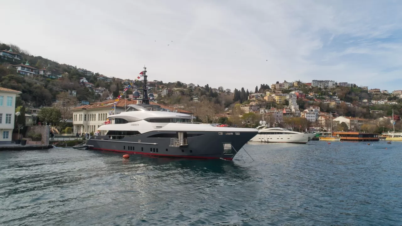 STARBURST III (ex-NERISSA) DELIVERED TO HER OWNER