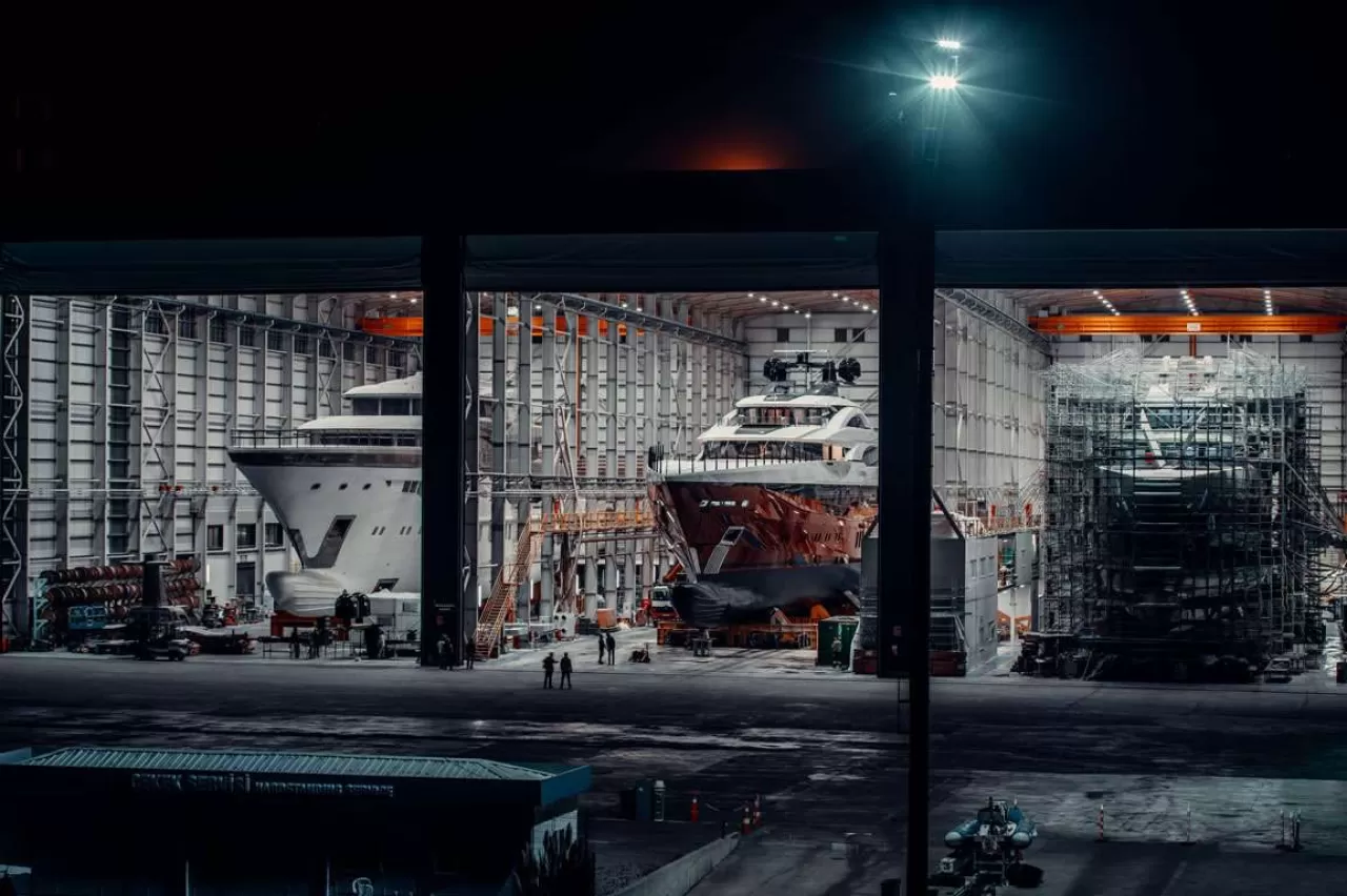 LAUNCH OF LEONA THE RED BULLET