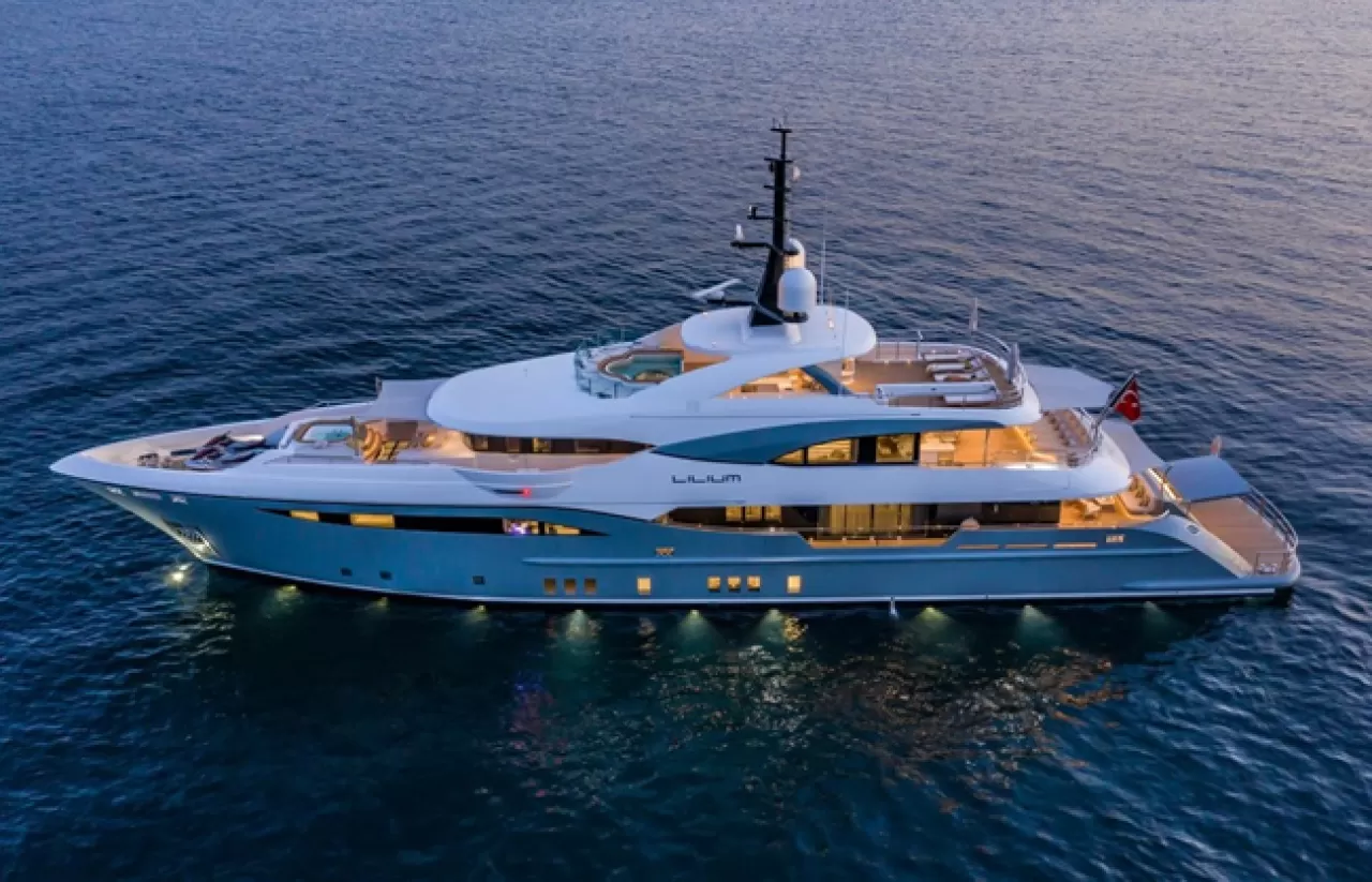 WORLD DEBUT OF LILIUM IN CANNES YACHTING SHOW