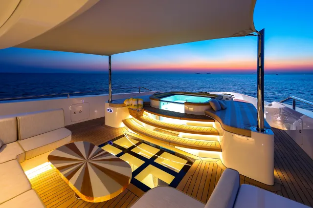 Bilgin 156 Moonraker View 15
